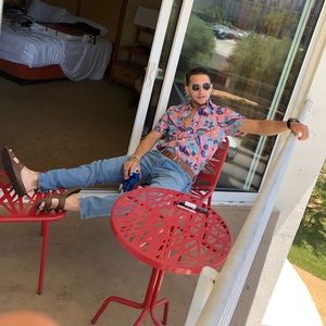 Meet your Posher, Noah